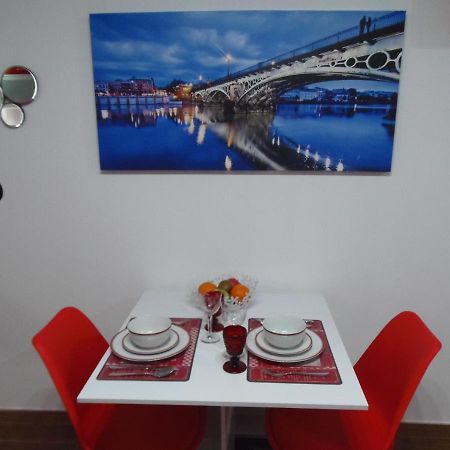 Apartamento En Triana セビリア エクステリア 写真